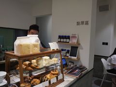 面包甜点陈列柜-KAFVS咖啡思咖啡馆(香海路店)