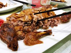 特色八宝鸭-梅龙镇酒家(南京西路总店)