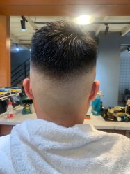 -男爵.男士理发馆