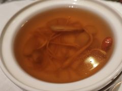 -鱼翅楼·津派砂锅鱼翅(水上公园店)
