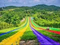 -雪山彩虹谷景区