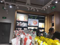 -良品铺子(万象城店)