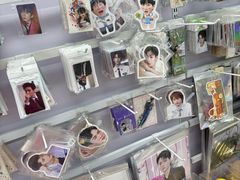 -Love Star追星馆(上海大悦城店)