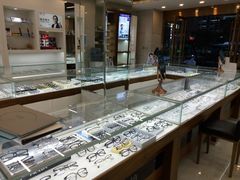 -明月眼镜(三坝店)