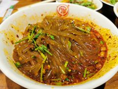 -万记麻辣烫国展总店