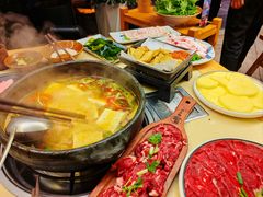 -贵厨酸汤牛肉(花果园国际中心店)