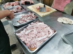 -标记美食新鲜猪杂(兴南大道店)