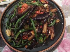 长豆角爆茄子，糗血烂虾-津悦·正阳春烤鸭(红旗南路店)