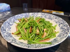 芦蒿炒香干-王家大院·南京菜(湛江路总店)