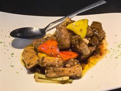 黑椒鹅肝和牛粒-RIVIERA 松鹤楼(外滩店)