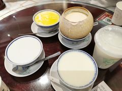 原只椰皇炖奶-民信老铺(双皮奶博物馆店)