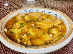 -黄桷树曹家私房菜(江与城店)