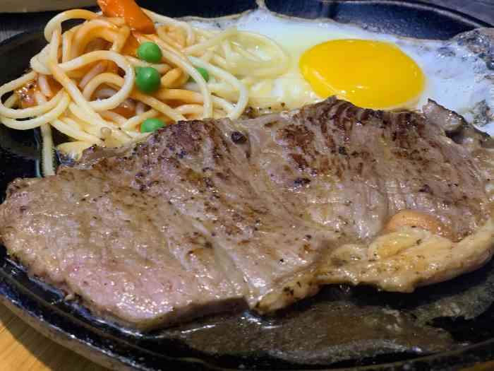 犇腾牛排(上虞万达店)-"确认了好几遍是不是腌制的牛排,回答说不是.