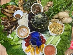 -沐毫傣泐云南菜孔雀宴•手抓饭傣味烧烤(曼听公园店)