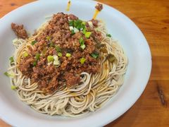 特色川味杂酱面-上海特色小笼店(铁岭路90弄小区店)