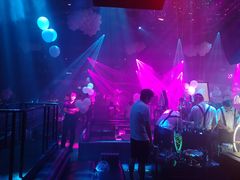 -HiIbiza酒吧