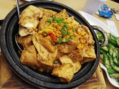石锅海胆豆腐-品海楼·大连海胆锅贴馆(东港店)