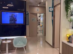 -维乐口腔(美维云门诊陆家嘴店)