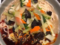烤肉拌面-臻老板牛肉面(光华路SOHO店)