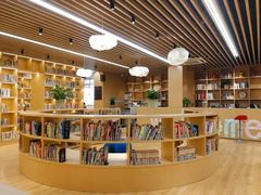 -漕河泾街道图书馆(漕河泾社区文化活动中心店)