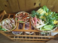 -阿婆情腊排骨火锅·野生菌季(古城旗舰店)