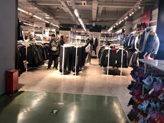 -五环Outlets(高新工厂店)