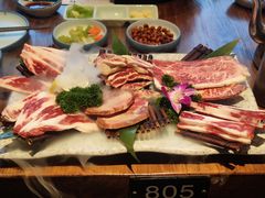 -明洞阿姨·韩式酱蟹烤肉·创意料理(三元桥店)