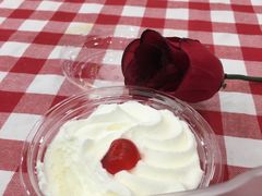 -红宝石·鲜奶小方·海派西点房(南丹店)