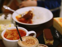 红烩牛肉饭送罗宋汤-东海咖啡馆