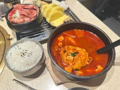 -Ant 蚂蚁洞烤肉·大营地(上海静安大悦城店)