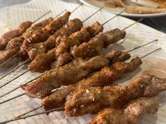 -亮亮烧烤(积玉桥总店)