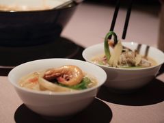 海鲜姜汤面-新荣记(南京西路店)