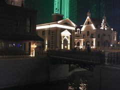 -LENBACH兰巴赫西餐啤酒坊(大连东港店)