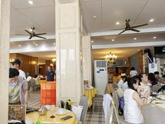 -鹏城人家海鲜酒家·23年老字号(较场尾店)