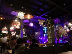 大堂-胡桃里音乐餐厅(陶溪川店)(川湘赣菜·世界百大酒庄直供红酒·音乐表演)