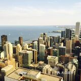 他的85楼是一家餐厅，86楼是酒吧