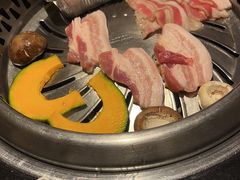 -木槿花韩式炭烤·熟成肉工坊(孙文东路店)