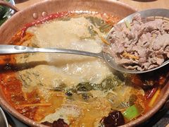 -洱火云南酸菜牛肉火锅(石景山当代商城店)