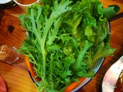 -野山舂·贵州现舂酸汤火锅(鸿通城店)