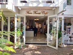 -Fern Forest Cafe