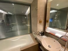 -上海龙之梦万丽酒店