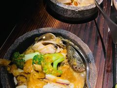 -穹六人间 people 6(岳阳路店)