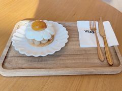 -VERIE BAKEHOUSE