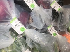 -中百仓储超市有限公司(越秀星汇维港店)