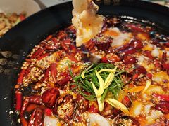-渔语鱼酸菜鱼新川菜(来福士店)