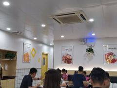 -圆碌碌甜品屋(二中店)