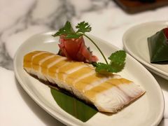 龙井熏桂鱼-湖滨28中餐厅·西湖宴·杭州君悦酒店