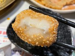 双拼麻球-哥老官重庆美蛙鱼头(龙湖杭州金沙天街店)