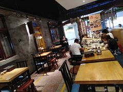 大堂-怪噜范·老贵阳街头名小吃(汇金星力城店)