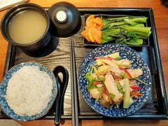 海蜇青瓜捞鸡饭-又鸟pizza海南鸡饭(假日广场店)